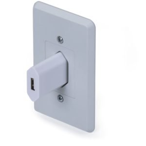 Foto Carregador e Adaptador de Tomada CB 13113 Imagem (2) Foto Carregador e Adaptador de Tomada CB 13113 Imagem (2)