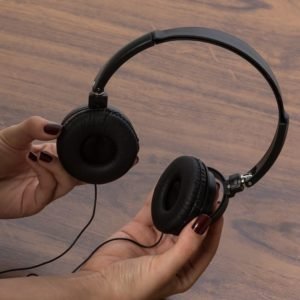 Foto Fone de Ouvido Estéreo CB 12805 Imagem Preto (4)